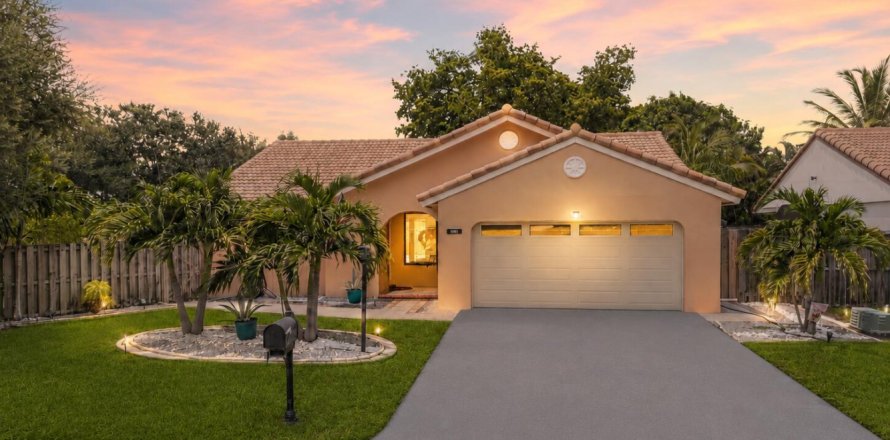 Villa ou maison à Davie, Floride 3 chambres, 142.79 m2 № 2087447