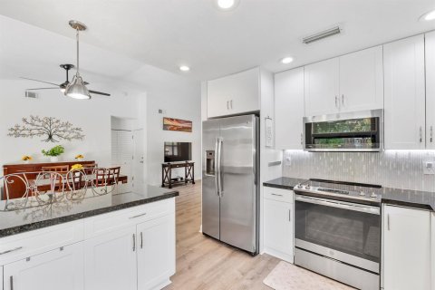 Villa ou maison à vendre à Davie, Floride: 3 chambres, 142.79 m2 № 2087447 - photo 5