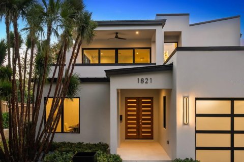 Casa en venta en Winter Park, Florida, 5 dormitorios, 358.88 m2 № 2147704 - foto 2