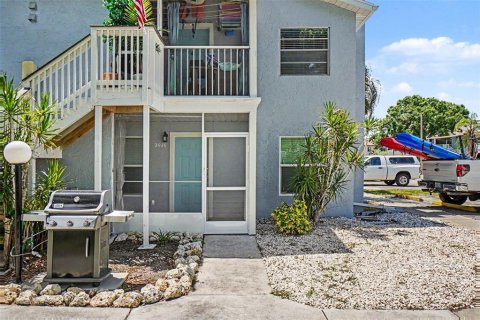 Condo in Bradenton, Florida, 2 bedrooms  № 2091756 - photo 3