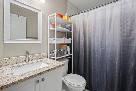 Condo in Bradenton, Florida, 2 bedrooms  № 2091756 - photo 29