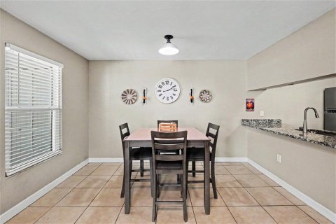 Condo in Bradenton, Florida, 2 bedrooms  № 2091756 - photo 12
