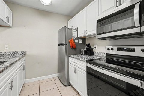 Condo in Bradenton, Florida, 2 bedrooms  № 2091756 - photo 18