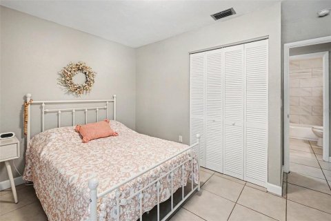 Condo in Bradenton, Florida, 2 bedrooms  № 2091756 - photo 27