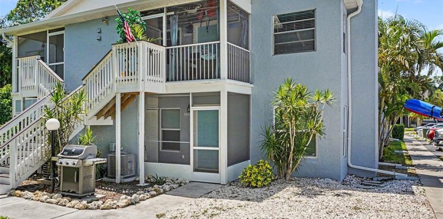 Condo in Bradenton, Florida, 2 bedrooms  № 2091756