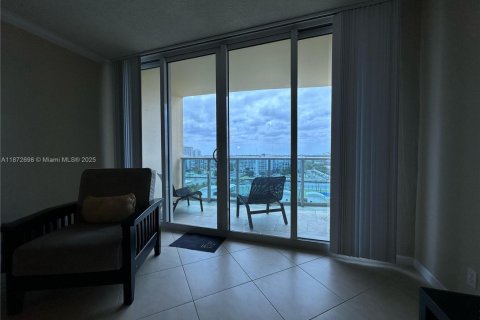 Снять в аренду кондоминиум в Холливуд, Флорида 1 спальня, 69.21м2, № 1924227 - фото 5