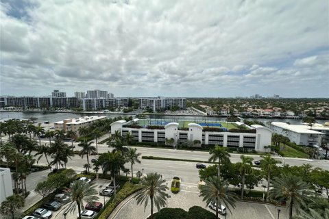 Снять в аренду кондоминиум в Холливуд, Флорида 1 спальня, 69.21м2, № 1924227 - фото 15