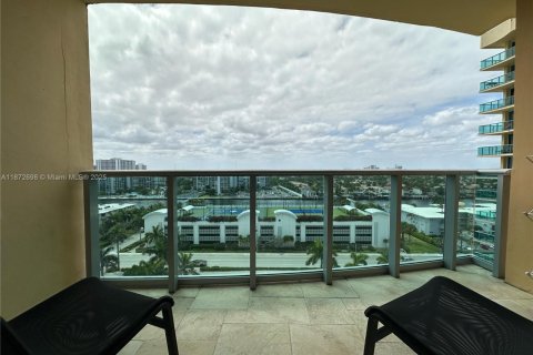 Снять в аренду кондоминиум в Холливуд, Флорида 1 спальня, 69.21м2, № 1924227 - фото 8