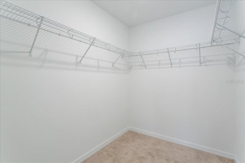 Villa ou maison à louer à Kissimmee, Floride: 5 chambres, 212.47 m2 № 1849708 - photo 30