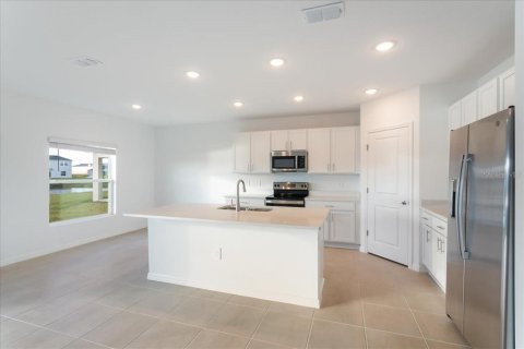 Villa ou maison à louer à Kissimmee, Floride: 5 chambres, 212.47 m2 № 1849708 - photo 8