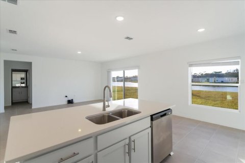 Villa ou maison à louer à Kissimmee, Floride: 5 chambres, 212.47 m2 № 1849708 - photo 7