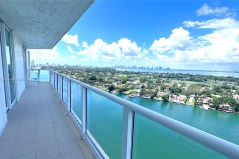 Снять в аренду кондоминиум в Майами-Бич, Флорида 2 спальни, 94.76м2, № 1937824 - фото 9