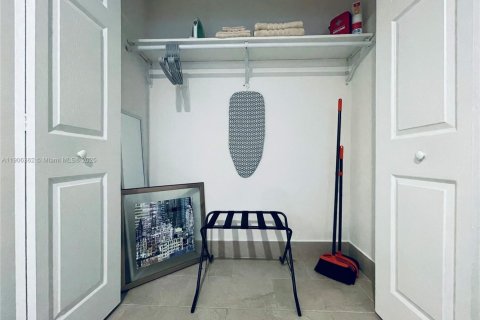 Appartement à louer à Miami, Floride: 27.87 m2 № 1963763 - photo 10