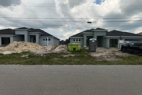 Villa ou maison à vendre à Cape Coral, Floride: 3 chambres, 200.95 m2 № 2219569 - photo 6