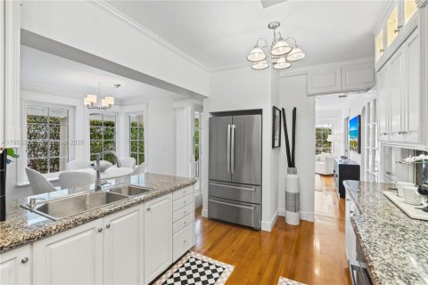 Casa en venta en Coral Gables, Florida, 4 dormitorios, 269.97 m2 № 2010767 - foto 18