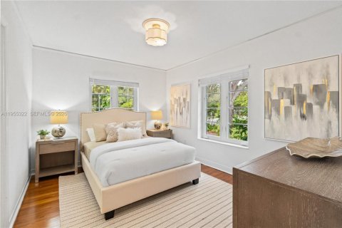 Casa en venta en Coral Gables, Florida, 4 dormitorios, 269.97 m2 № 2010767 - foto 28