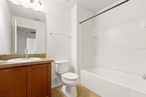 Townhouse in Riverview, Florida 2 bedrooms, 118.91 sq.m. № 2393680 - photo 21