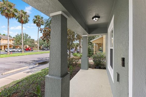 Townhouse in Riverview, Florida 2 bedrooms, 118.91 sq.m. № 2393680 - photo 2
