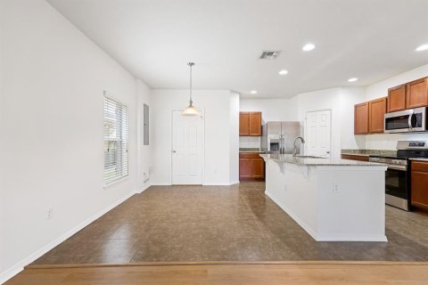 Townhouse in Riverview, Florida 2 bedrooms, 118.91 sq.m. № 2393680 - photo 9