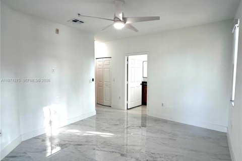 Copropriété à louer à Miramar, Floride: 2 chambres, 99.22 m2 № 2032463 - photo 20