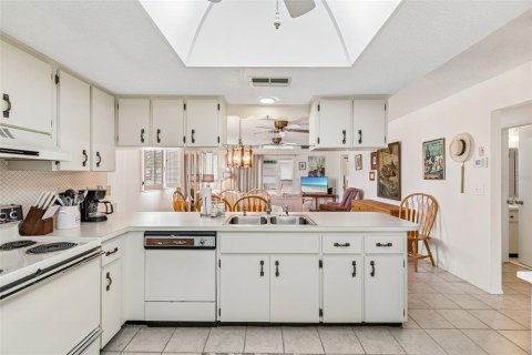 Condominio en venta en Hudson, Florida, 2 dormitorios, 95.6 m2 № 2101163 - foto 16