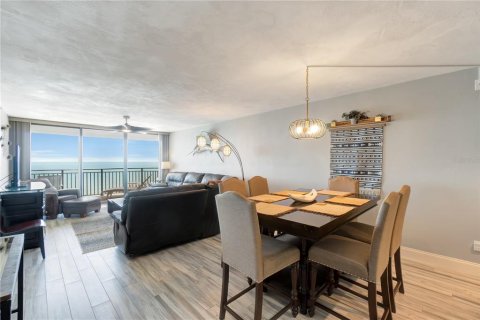 Condo in Daytona Beach Shores, Florida, 2 bedrooms  № 2324037 - photo 3
