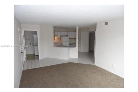 Copropriété à vendre à Pompano Beach, Floride: 2 chambres, 96.15 m2 № 1949545 - photo 9