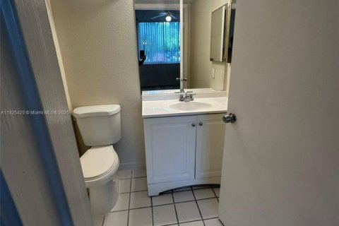 Copropriété à vendre à Pompano Beach, Floride: 2 chambres, 96.15 m2 № 1949545 - photo 5