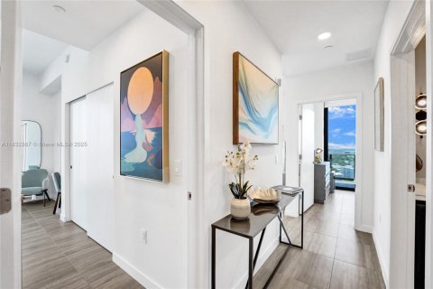 Condominio en alquiler en Miami Beach, Florida, 2 dormitorios № 2012795 - foto 26