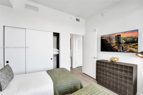 Condominio en alquiler en Miami Beach, Florida, 2 dormitorios № 2012795 - foto 14