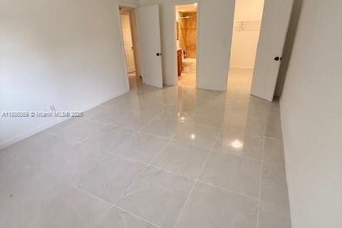 Condo in Oakland Park, Florida, 2 bedrooms  № 1930530 - photo 30