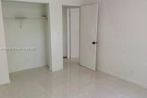 Condo in Oakland Park, Florida, 2 bedrooms  № 1930530 - photo 3