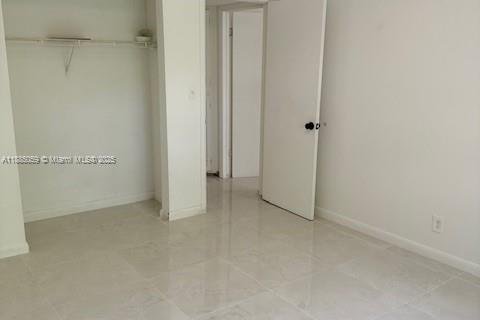 Condo in Oakland Park, Florida, 2 bedrooms  № 1930530 - photo 5