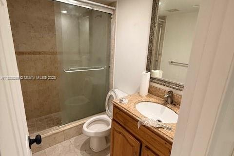 Condo in Oakland Park, Florida, 2 bedrooms  № 1930530 - photo 25