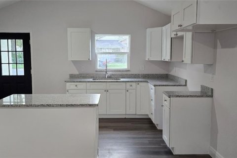 Villa ou maison à vendre à Lakeland, Floride: 3 chambres, 138.15 m2 № 1547764 - photo 6