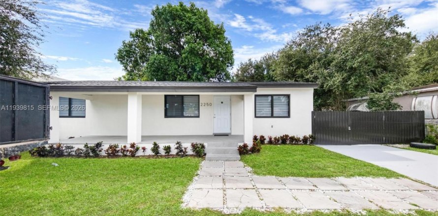 Villa ou maison à Miami, Floride 3 chambres, 122.07 m2 № 1997493