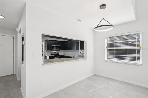 Condominio en venta en Sarasota, Florida, 2 dormitorios, 109.25 m2 № 1902736 - foto 6