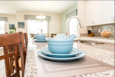 Casa en venta en Four Corners, Florida, 6 dormitorios, 305.74 m2 № 1837968 - foto 8