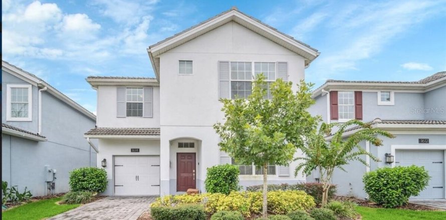 Casa en Four Corners, Florida 6 dormitorios, 305.74 m2 № 1837968