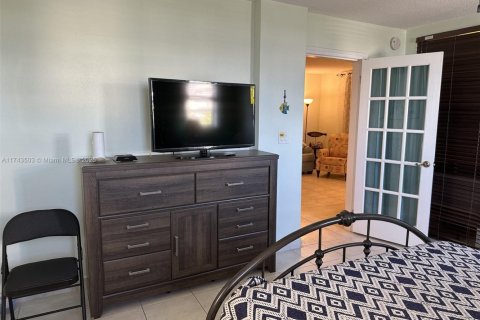 Condominio en venta en Aventura, Florida, 2 dormitorios, 100.61 m2 № 1862989 - foto 15