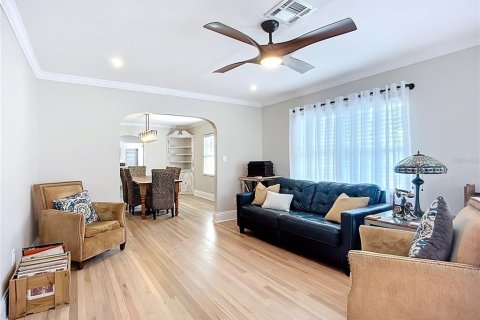 Casa en venta en Saint Petersburg, Florida, 3 dormitorios, 154.22 m2 № 1743368 - foto 8