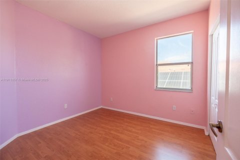 Villa ou maison à louer à Homestead, Floride: 5 chambres, 232.26 m2 № 1966803 - photo 27