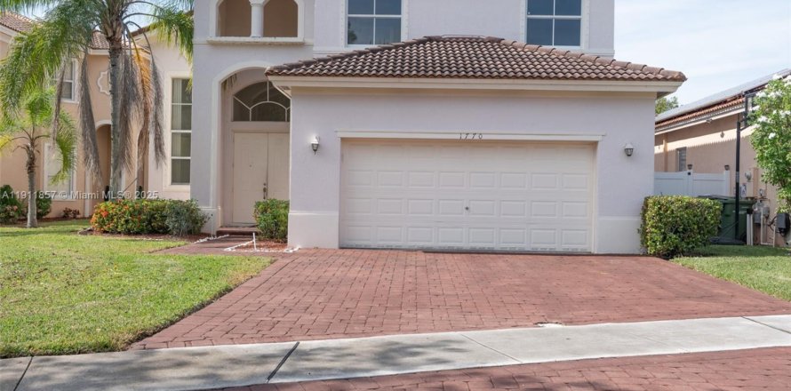 Villa ou maison à Homestead, Floride 5 chambres, 232.26 m2 № 1966803