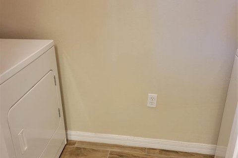 Condo in Sarasota, Florida, 1 bedroom  № 1781031 - photo 12