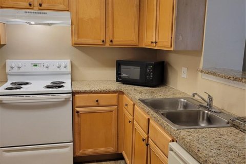 Condo in Sarasota, Florida, 1 bedroom  № 1781031 - photo 4