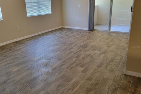 Condo in Sarasota, Florida, 1 bedroom  № 1781031 - photo 8