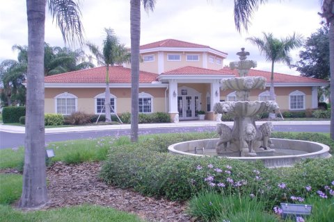 Condo in Sarasota, Florida, 1 bedroom  № 1781031 - photo 13