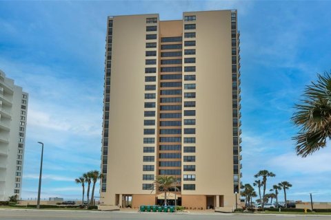 Copropriété à vendre à Daytona Beach, Floride: 2 chambres, 110.65 m2 № 1647981 - photo 1