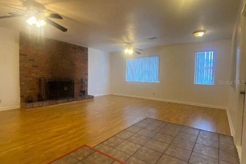House in Pinellas Park, Florida 2 bedrooms, 134.15 sq.m. № 1803793 - photo 22