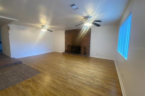 House in Pinellas Park, Florida 2 bedrooms, 134.15 sq.m. № 1803793 - photo 23